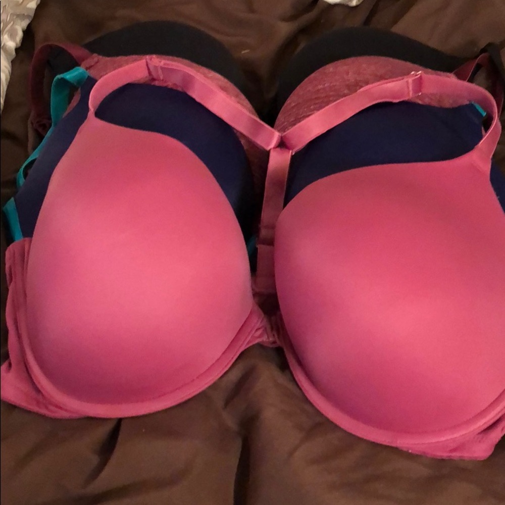 Lot of 4 Victoria Secrets PINK bras